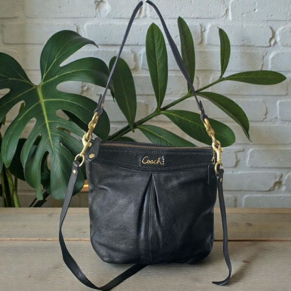 Coach Black Leather Hippee Shoulder Bag EUC 2012